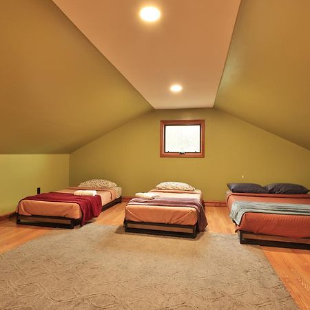 The Chariot - Creek Front With Hottub, Fire Pits, Billiards, Ev Charger - Sandalwood Stays Blue Ridge Exteriör bild
