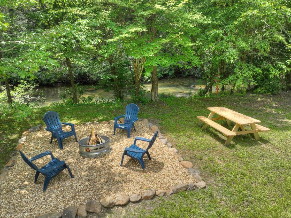 The Chariot - Creek Front With Hottub, Fire Pits, Billiards, Ev Charger - Sandalwood Stays Blue Ridge Exteriör bild