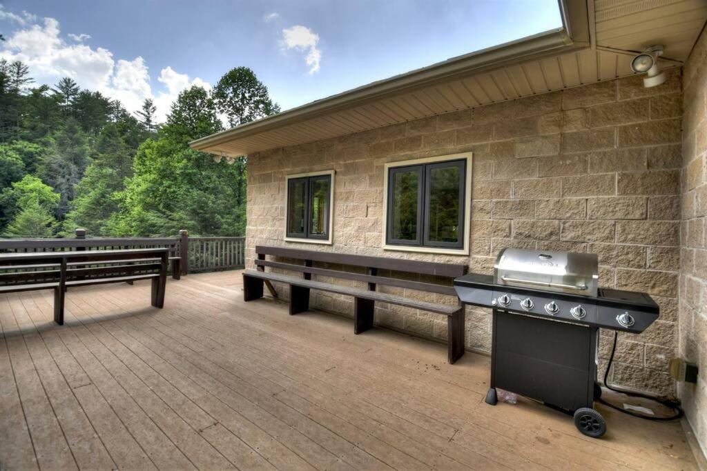 The Chariot - Creek Front With Hottub, Fire Pits, Billiards, Ev Charger - Sandalwood Stays Blue Ridge Exteriör bild