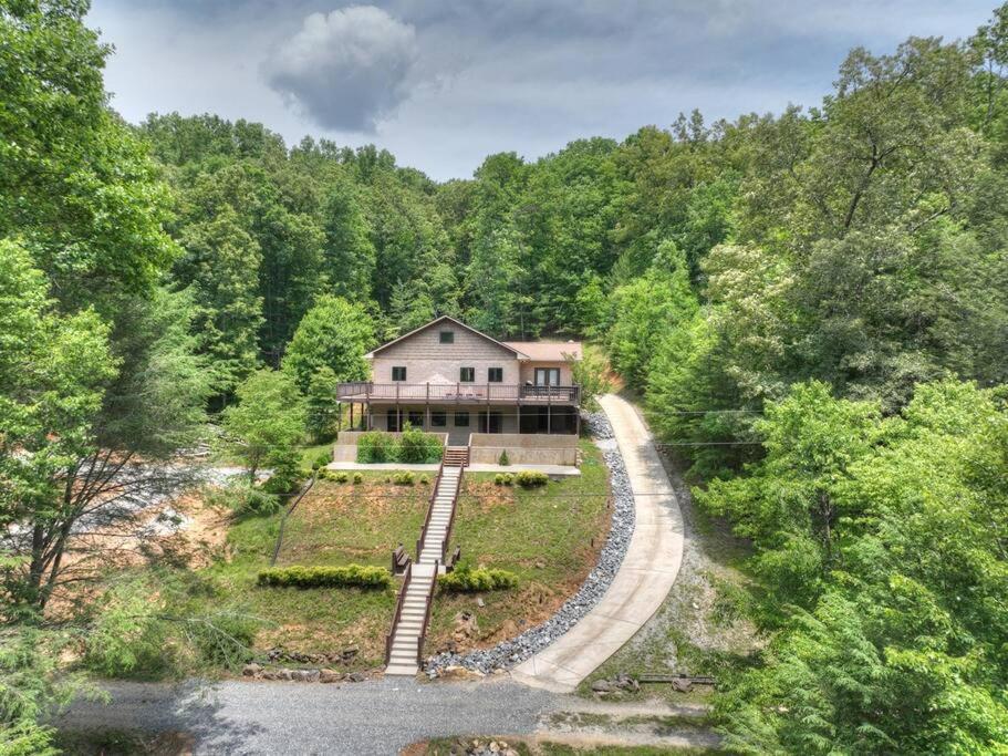 The Chariot - Creek Front With Hottub, Fire Pits, Billiards, Ev Charger - Sandalwood Stays Blue Ridge Exteriör bild