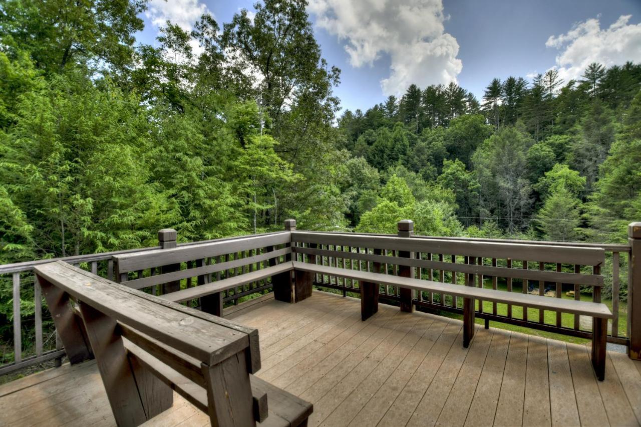 The Chariot - Creek Front With Hottub, Fire Pits, Billiards, Ev Charger - Sandalwood Stays Blue Ridge Exteriör bild