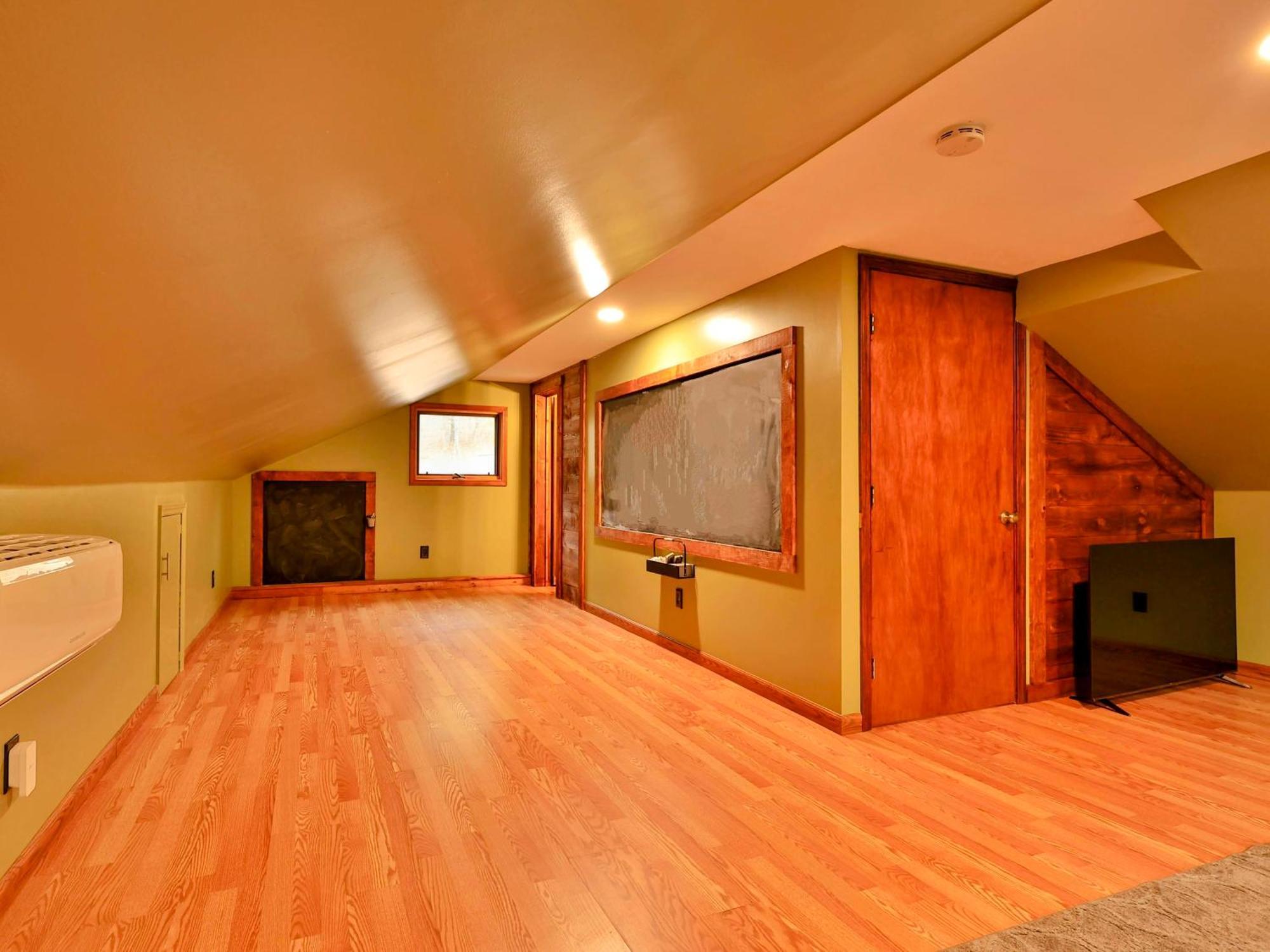 The Chariot - Creek Front With Hottub, Fire Pits, Billiards, Ev Charger - Sandalwood Stays Blue Ridge Exteriör bild
